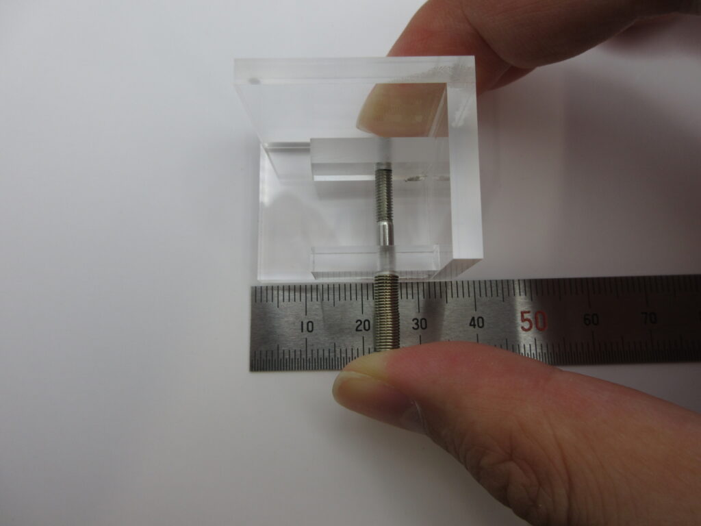測定用クランプ治具