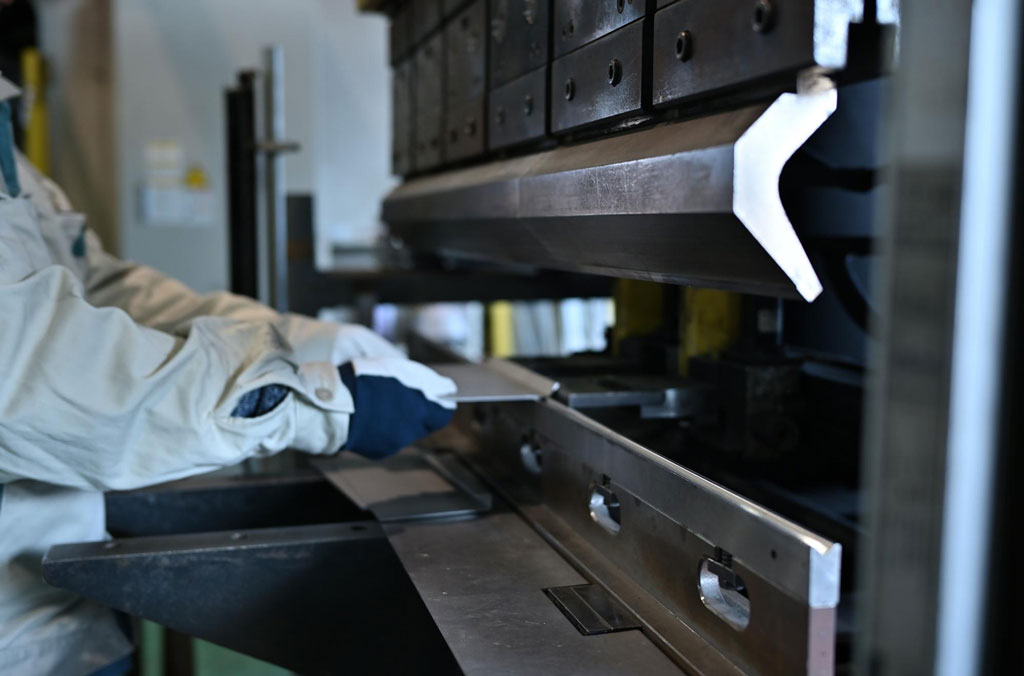 精密板金加工とは何？メリット・デメリットや工程などを紹介